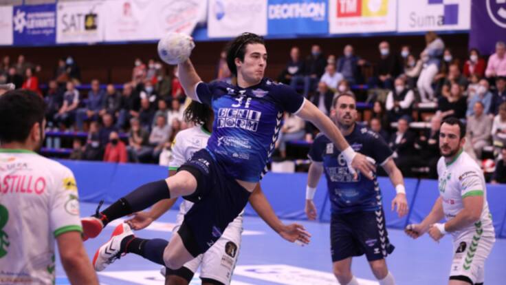 Entrevista a Edu Calle, jugador del Balonmano Benidorm, en SER Deportivos Benidorm (25/04/2022)