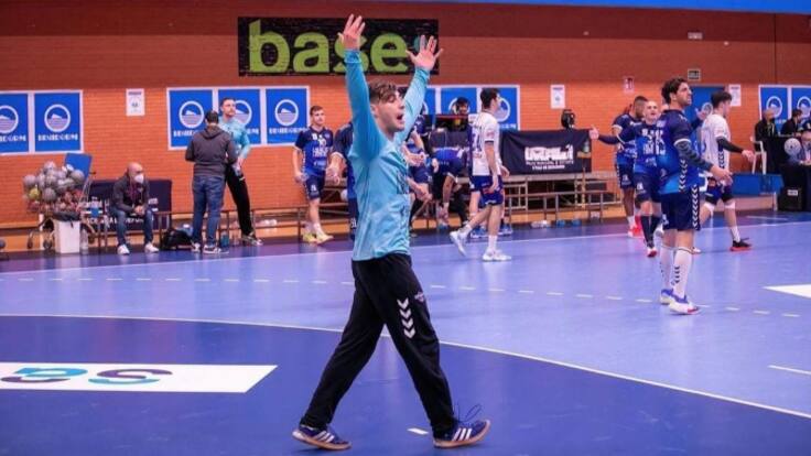 Entrevista a Roberto Rodríguez, portero del BM Benidorm, en SER Deportivos Benidorm (29/04/2022)