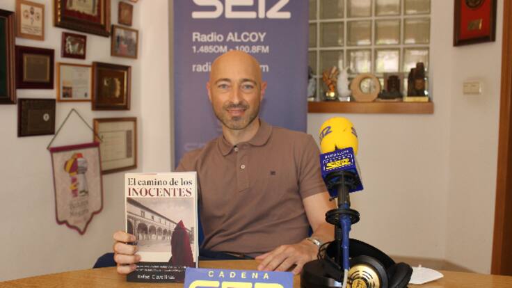 Entrevista a Rafael Clavellinas, autor del libro "El camino de los inocentes" ( 03/05/2022)