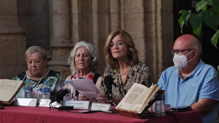 Intervención de Cristina y Magdalena Gorrell Morente, nietas de Antonio Jaén Morente en el acto de cesión de su legado al Archivo Municipal de Córdoba