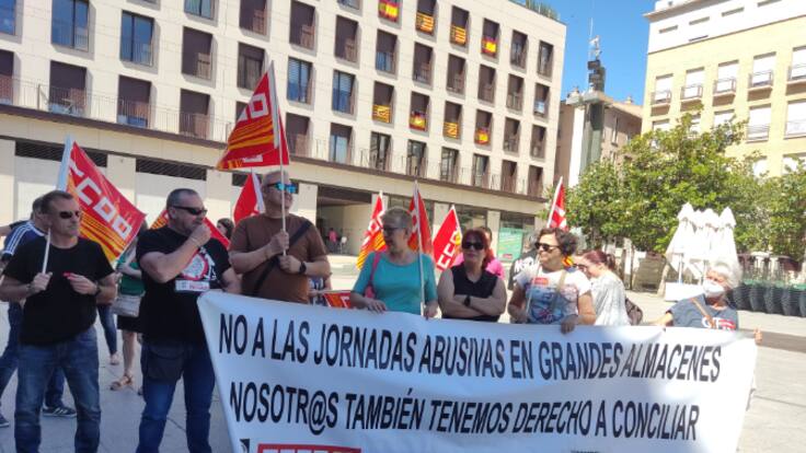 Jornadas abusivas en los grandes almacenes: &quot;Tenemos derecho a conciliar&quot; - Hoy por Hoy Zaragoza (10/06/2022)
