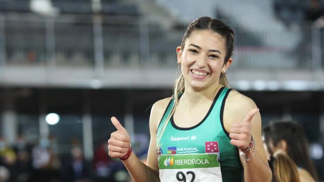 Entrevista a Lucía Carrillo en Cadena SER Castilla y León una semana antes del inicio del Mundial de Atletismo Eugene 2022