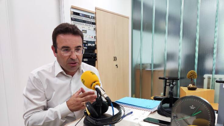 El alcalde de Peñafiel, Roberto Díez, hace repaso de la actualidad del municipio en los micrófonos de la SER