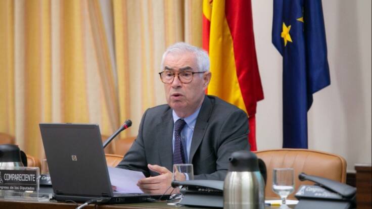 El sidecar | Antonio Muñoz Molina reflexiona sobre el reconocimiento y pone el foco en el virólogo Emilio Bouza