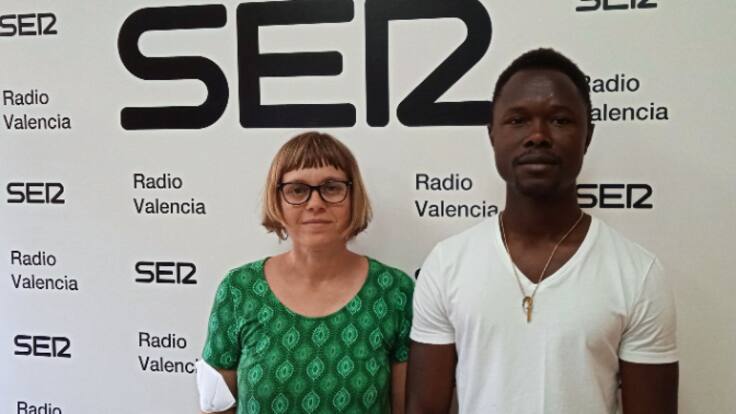 Entrevista a Noelia Montagud, miembro de CEAR y Salif Konte, migrante de Guinea Conakry