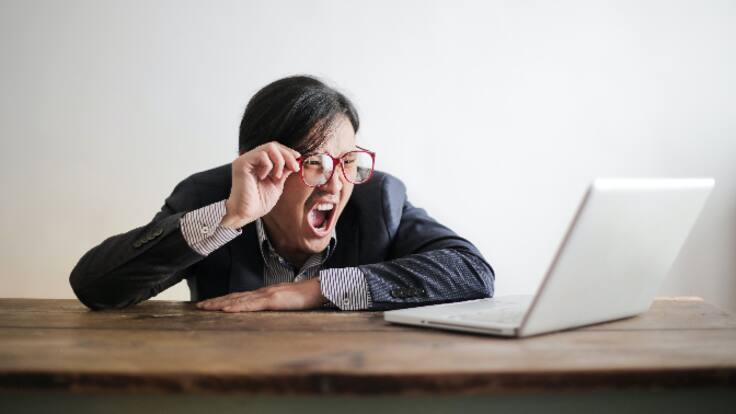 ¿Enseñarle un video porno propio a tu abuela o filtrarlo en instagram?