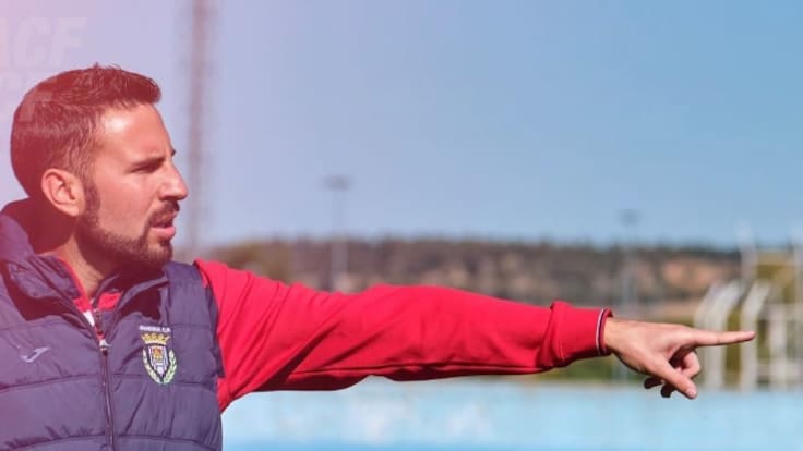 El entrenador de la Arandina, Álex Izquierdo, repasa en la SER la previa al inicio de la pretemporada