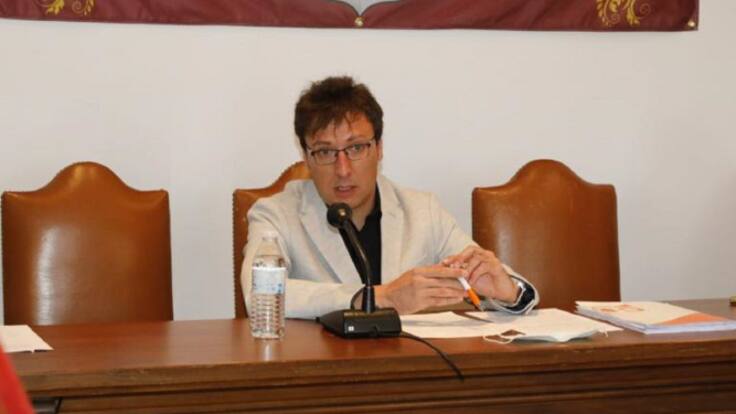 El portavoz de Ciudadanos en Peñafiel, Tomás Veganzones, repasa en Hoy por Hoy Peñafiel la actualidad del municipio