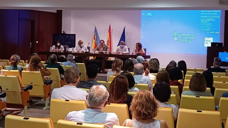 Entrevista a Ricardo Garcia, el director Mèdic d'Atenció Primària del Departament de Salut ens dona els detalls de la reunió realitzada amb el conseller Miguel Minguez