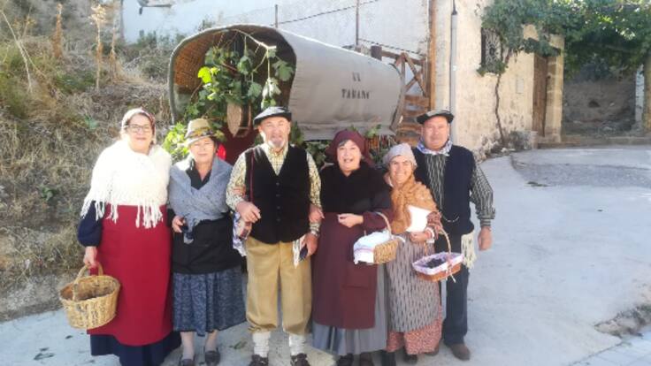 Marga Lluc, una de las participantes en el próximo desfile de la Fiesta de la Vendimia de Peñafiel, repasa en Hoy por Hoy una cita siempre especial