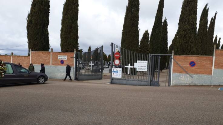 "Estamos normalizando anormalidades": la situación del cementerio arandino sigue sumando quejas