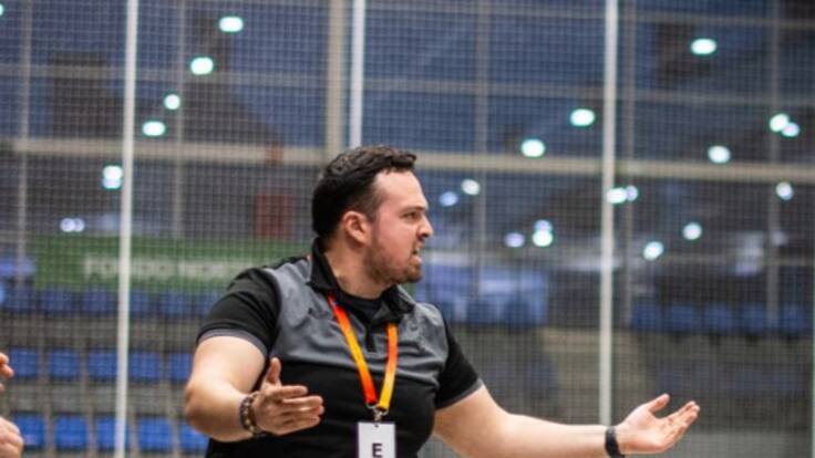 El entrenador de Ikasa, Javier Gimeno, repasa en El Banquillo la previa del duelo ante el Tubos Aranda en el Príncipe de Asturias