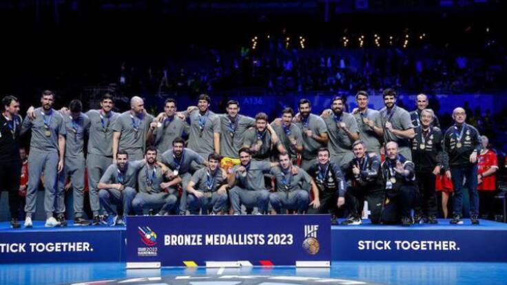 El fisioterapeuta de Vadocondes, Dani Llorente, repasa en El Banquillo, la consecución del reciente Bronce en el Mundial de balonmano