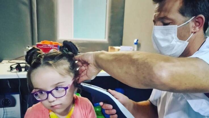 Sanidad actualizará los gastos derivados de tratamientos fuera de Cantabria ya que actualmente no cubren ni la mitad de lo que los pacientes abonan en desplazamientos, alojamiento y manutención.