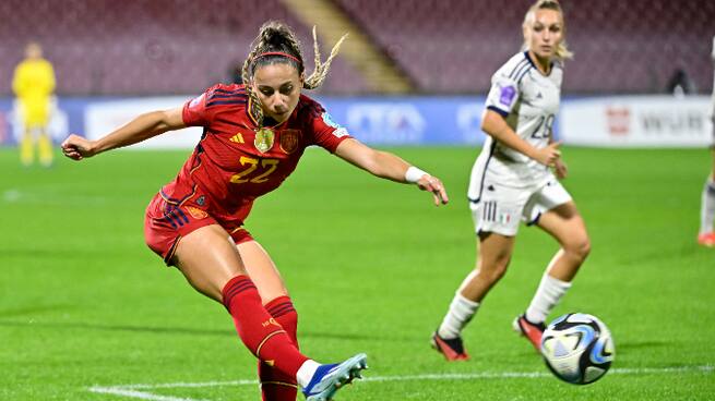 Gol de Athenea del Castillo | Suiza 1-5 España