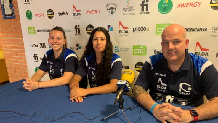 Sofía Rivadeneira y Fernanda de Lima, jugadoras del Elda Prestigio, acaban de regresar de los Juegos Panamericanos