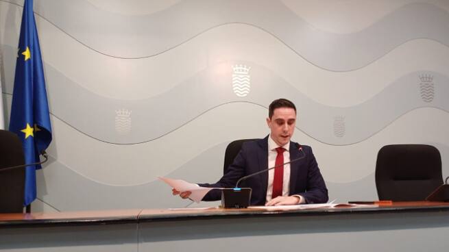 Declaraciones de Jaime Espinar, teniente de alcaldesa de servicios públicos del Ayuntamiento de Jerez, sobre el bando de sequía