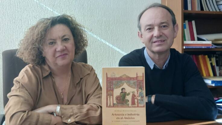 Entrevistamos a Adela Fábrega y Alberto García Porras, editores del libro ‘Artesanía e industria en Al-Andalus. Actividades, espacios y organización’'