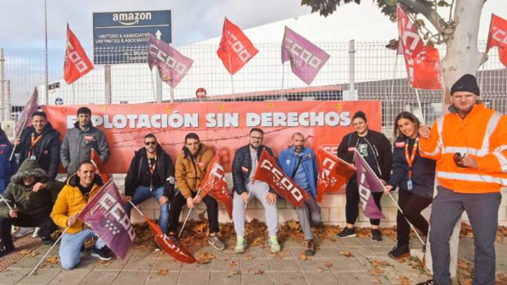 Estefan Robitu, delegado de CCOO en Amazon Getafe, repasa el seguimiento de la huelga