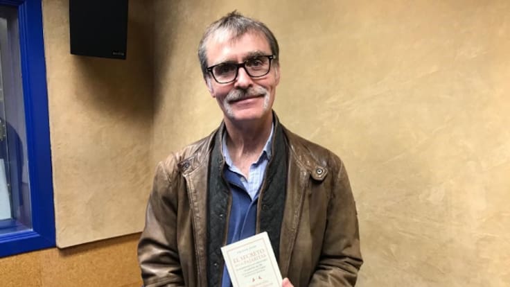 Víctor Juan presenta "El secreto de las pajaritas"