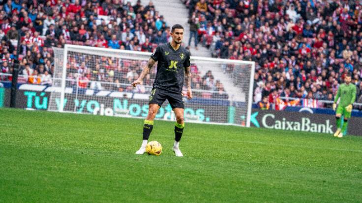 El nuevo Almería se debe construir desde la defensa.