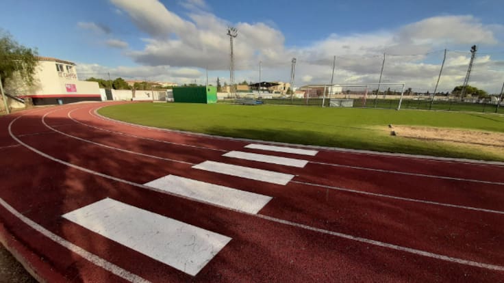 Un paso de peatones en una pista de atletismo, la sorpresa para los vecinos de un pueblo de Mallorca