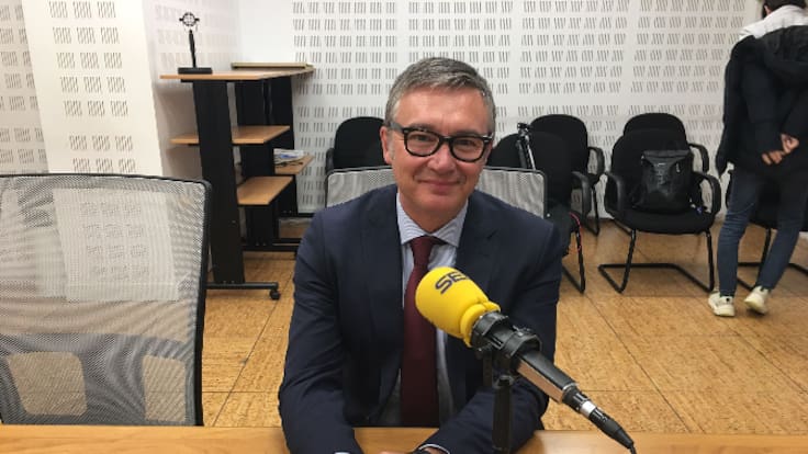 Manuel Gavira. "La Junta es un gobierno que gestiona mal. ¿Cómo pide los cercanías?"