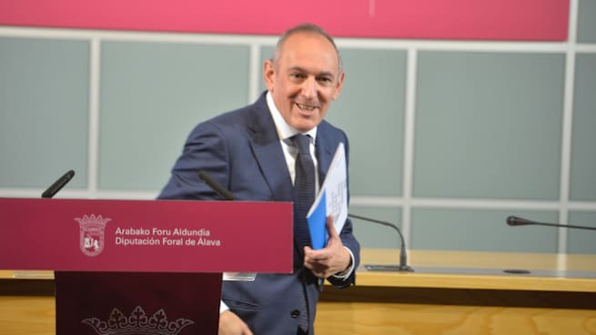 Ramiro González, diputado general de Álava, explica el impacto del impuesto a las grandes fortunas