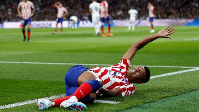 La lesión de Reinildo durante el derbi entre Real Madrid y Atlético de Madrid