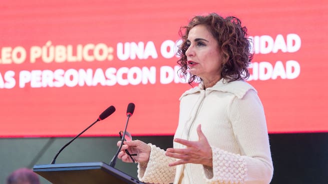 María Jesús Montero: &quot;El gobierno no va permitir que la Junta privatice la sanidad pública andaluza&quot;
