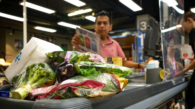 Los grandes supermercados en España no se sienten apelados por el acuerdo para topar los precios de los alimentos en Francia