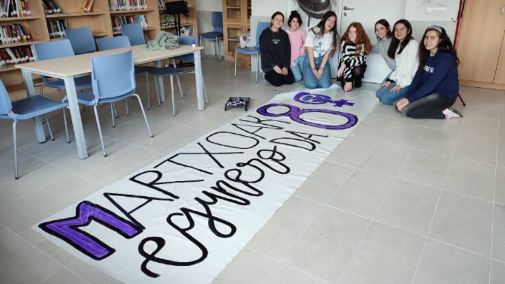 Comisión de igualdad del instituto de Zabalgana. ¿Cómo viven las nuevas generaciones el feminismo?