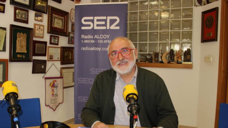 Rafa Doménech, presidente del Rotary Club Alcoy Font Roja, habla sobre los Premios Valora (10/03/2023)