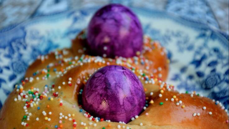 Entrevista a Eliseo Valls, el Gremio de Confiteros de la Comuitat Valenciana, sobre las Monas de Pascua