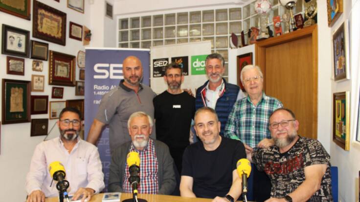 Amagatalls de la Festa habla sobre las escuadras especiales del Mig y de los alféreces (05/04/2023)