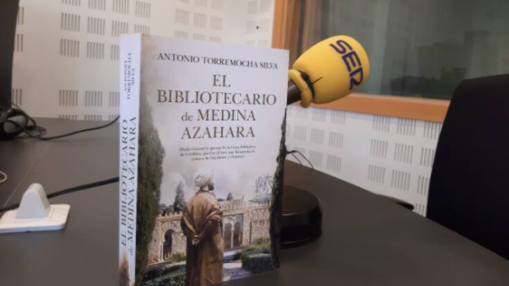 Charlamos con el escritor Antonio Torremocha