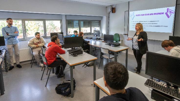 Más de 1000 alumnos riojanos participan en la octava edición del programa Prensa Escuela