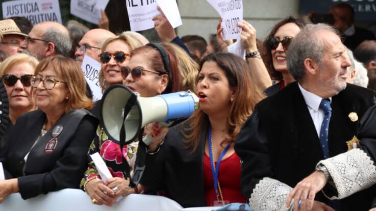 Una abogada de oficio de guardia