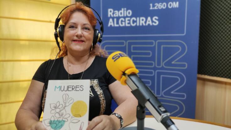 La escritora Nuria Ruiz presenta este viernes su libro "Mujeres"