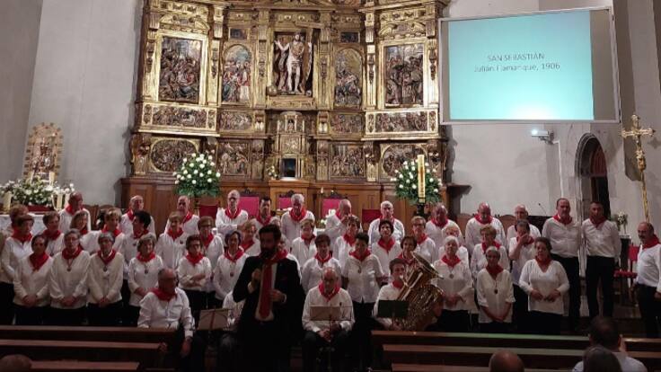 El director de la Asociación de la Aurora de Tafalla, Alberto Magán, habla sobre el disco que acaban de presentar