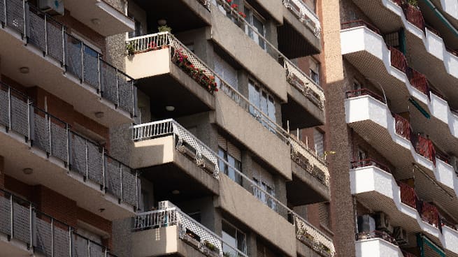 &quot;En España, los propietarios que cobran por arrendamientos cobran mucho más que los inquilinos&quot;: radiografía de la vivienda en nuestro país
