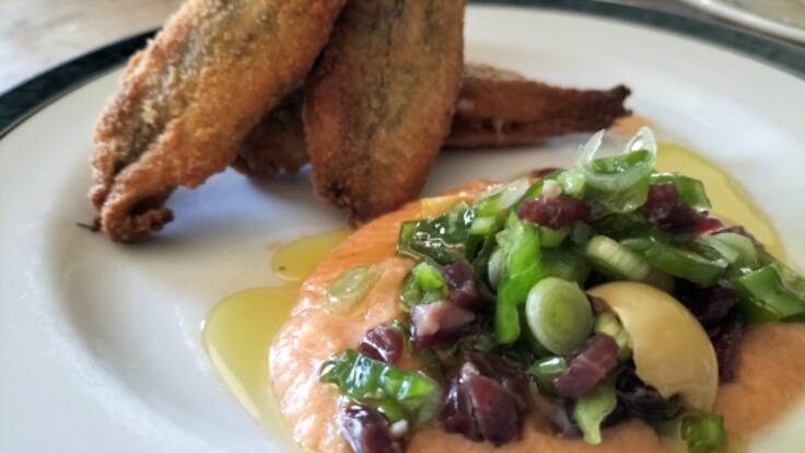 La Buena Mesa: San Jacobos de Sardina con salmorejo de mango y pipirrana (15/05/2023)