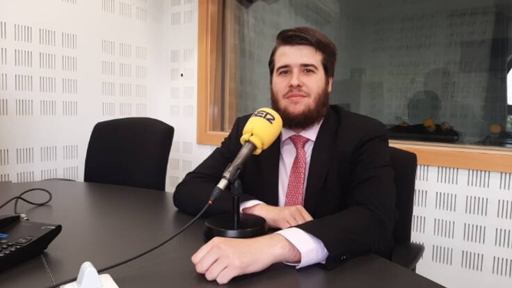 Charlamos con Ernesto García, secretario de Cruz Roja en Getafe