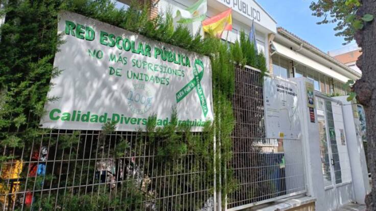 Francisco José Solano, delegado territorial de Educación en Jaén. Escolarización curso 2022/2023 en Linares