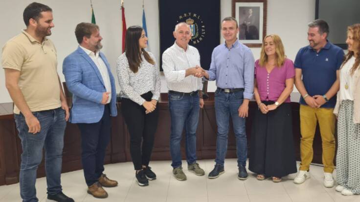 Compromiso Manilva y PSOE llegan a un acuerdo de gobernabilidad en el Ayuntamiento