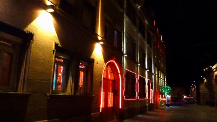 "Lo más duro lo encontramos en un puticlub de El Bierzo. No podemos hablar de habitaciones, nos encontramos celdas"