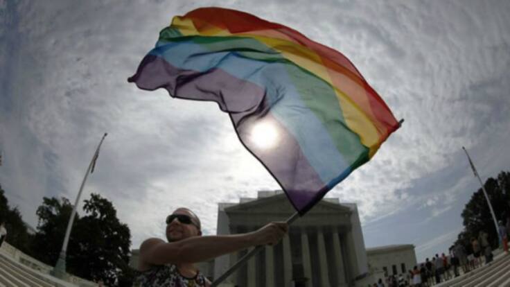 Las causas del aumento de las denuncias por LGTBIfobia, según el primer fiscal contra los delitos de odio