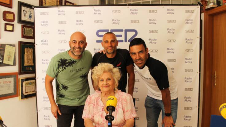 María Roque y los bomberos que la rescataron recuerdan ese momento (28/06/2023)