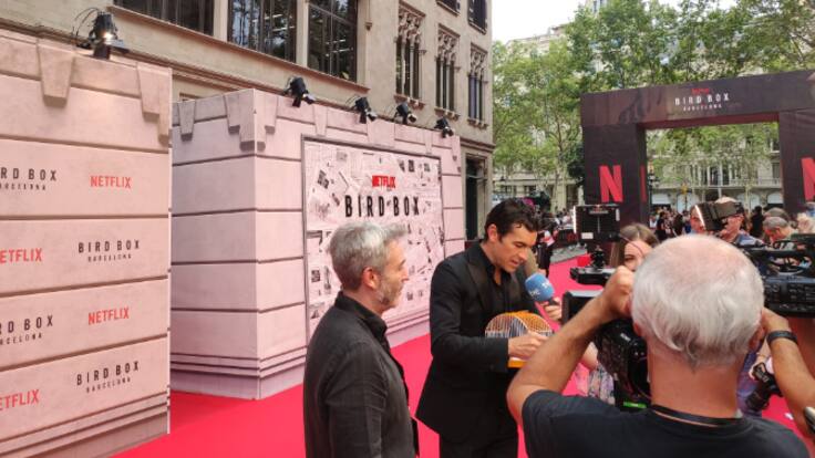 El Balcó a l'estrena internacional de 'Bird Box Barcelona', amb Mario Casas