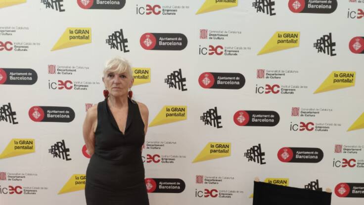 "Tenir Tinder i lligar ho pot fer tothom, no és una cosa exclusiva dels joves"